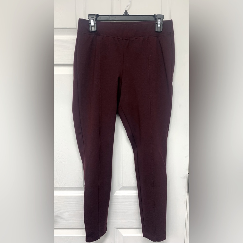 ✨Host Pick ✨Old Navy Stevie knit leggings sz M